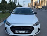 Hyundai Elantra-2