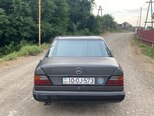 Mercedes 260 E-4