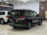 Lexus LX 570-13