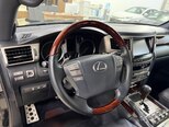 Lexus LX 570-23