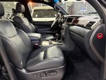 Lexus LX 570-36