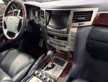 Lexus LX 570-39