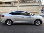 Hyundai Elantra-4
