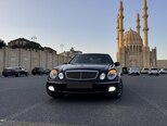 Mercedes E 270-2