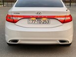 Hyundai Azera-10