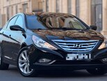 Hyundai Sonata-1