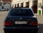 Mercedes E 240-14