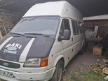 Ford Transit-9