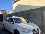 Volkswagen Jetta-1