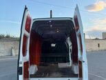 Ford Transit-12