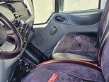 Ford Transit-8