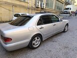 Mercedes E 240-6