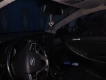 Hyundai Accent-8