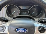 Ford Focus-15