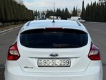 Ford Focus-17