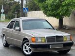 Mercedes 190-2