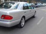 Mercedes E 200-9
