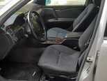 Mercedes E 200-11