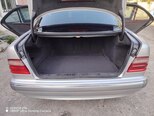 Mercedes E 240-8