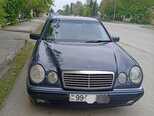 Mercedes E 200-1