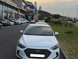 Hyundai Elantra-1
