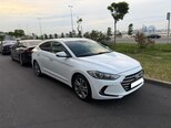 Hyundai Elantra-3