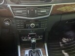 Mercedes E 250-11