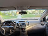 Hyundai Elantra-8