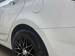 Hyundai Accent-12