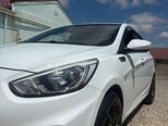 Hyundai Accent-4