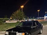 Mercedes 250 D-2