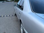 Mercedes E 240-4