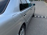 Mercedes E 240-6