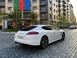 Porsche Panamera-6