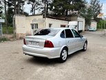 Opel Vectra-13