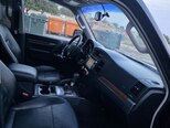 Mitsubishi Pajero-7