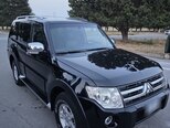 Mitsubishi Pajero-8