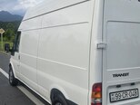 Ford Transit-11