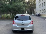 Nissan Tiida-4