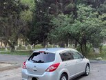 Nissan Tiida-5