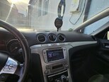 Ford S-MAX-8