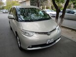 Toyota Previa-1