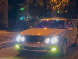Mercedes E 240-3