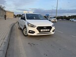 Hyundai Accent-21