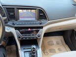 Hyundai Elantra-14