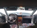 Mercedes 230 E-16