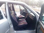 Mercedes 230 E-19