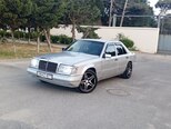 Mercedes 230 E-2