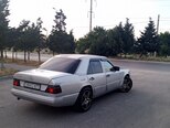 Mercedes 230 E-8