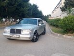 Mercedes 230 E-4